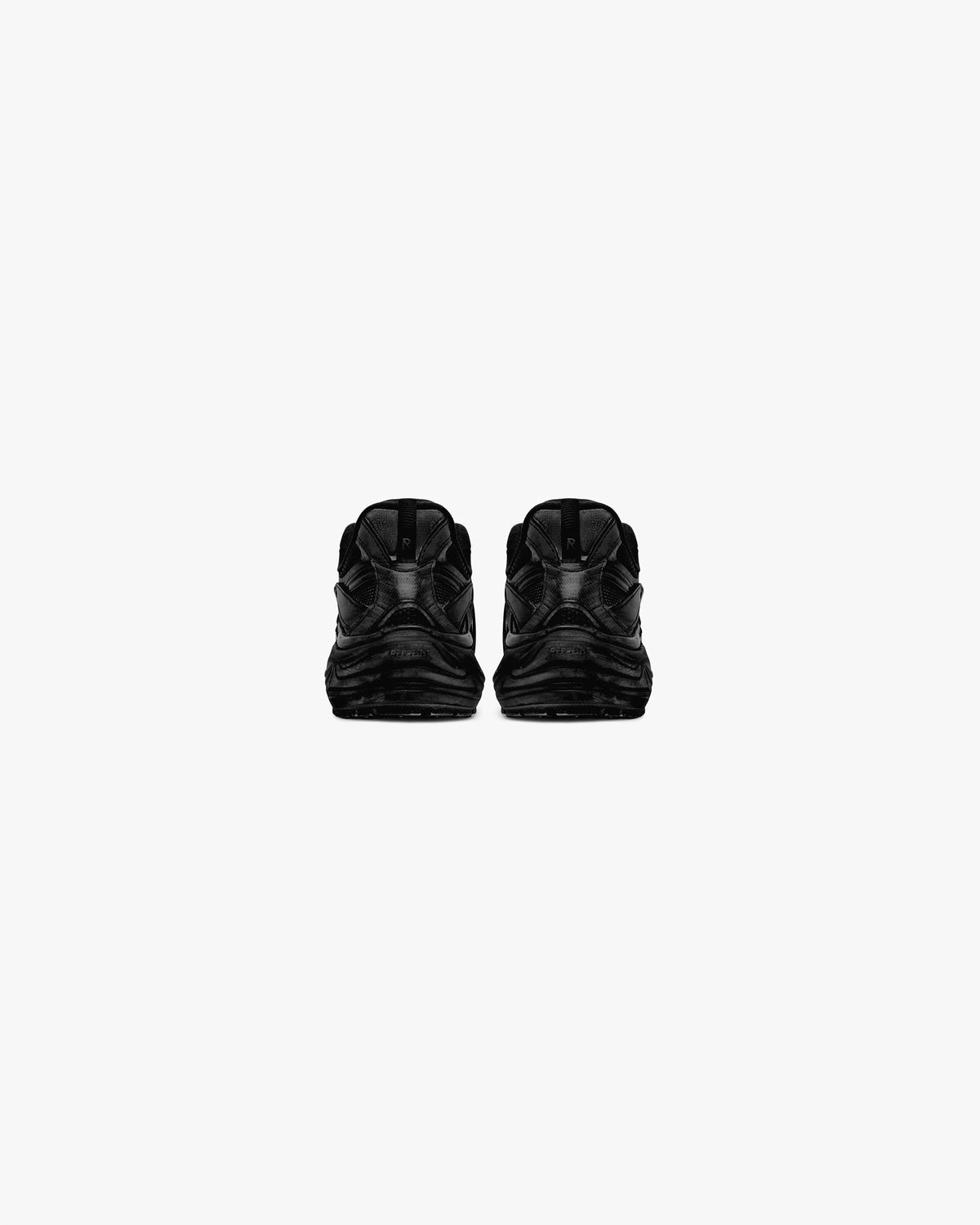 Storm Runner - Dip Dye Off Black